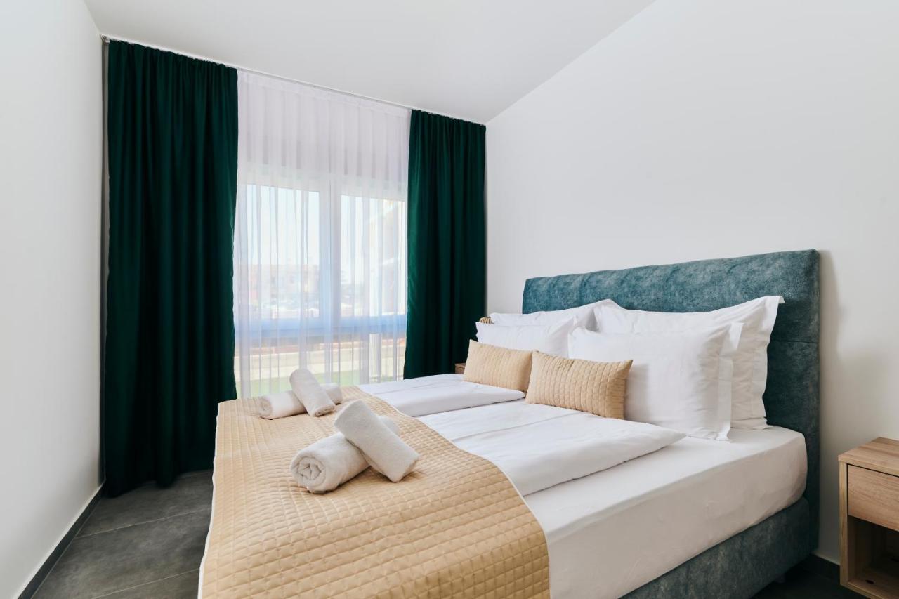 Apartments San Maris Umag Eksteriør bilde