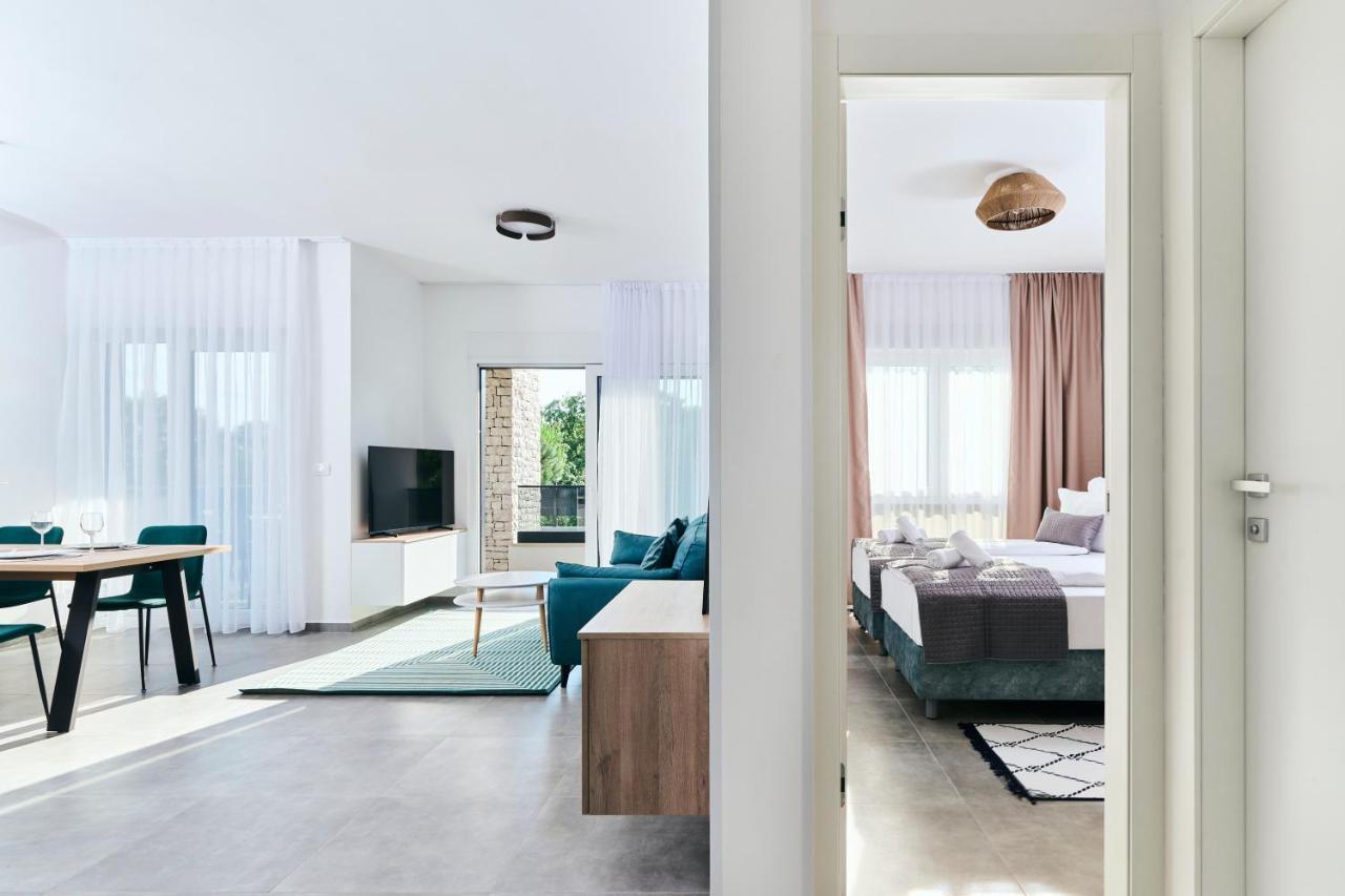 Apartments San Maris Umag Eksteriør bilde