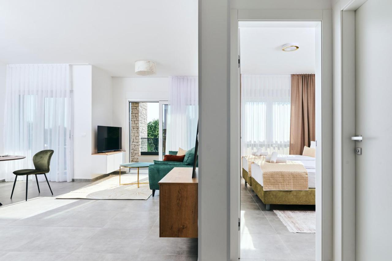 Apartments San Maris Umag Eksteriør bilde